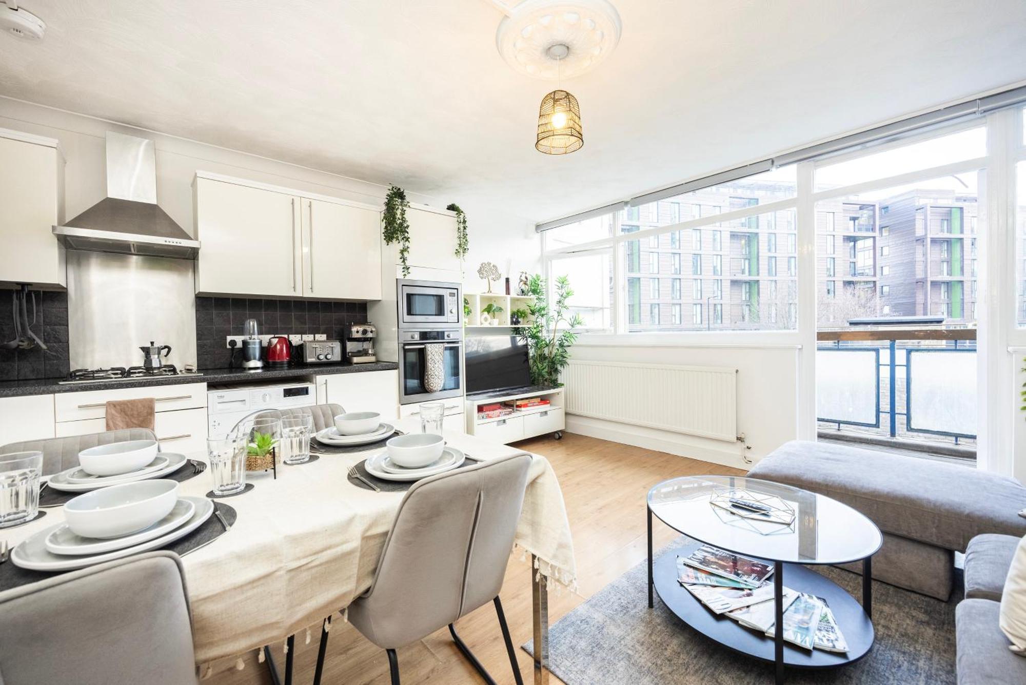Trendy 4 Bed Apartment Near Vibrant Shoreditch W Balcony And Walking Distance To Tube London Luaran gambar